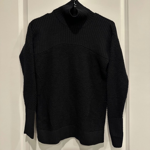 Lululemon Black Merino Wool Textured Knit Mock Neck Pullover Sweater - Picture 1 of 7